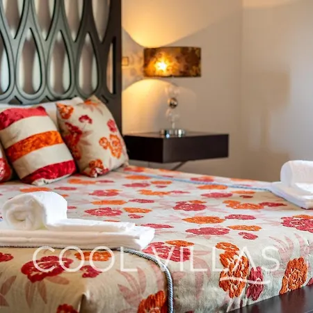 Aurora Premium Villa Walking Distance To Beach Willa Albufeira