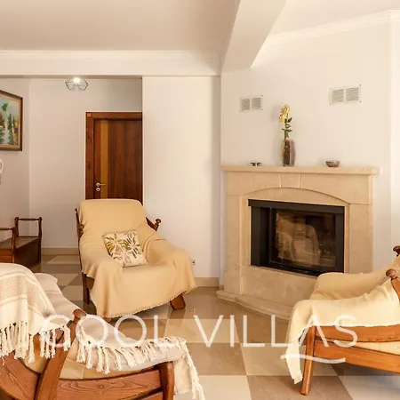 Aurora Premium Villa Walking Distance To Beach Willa *