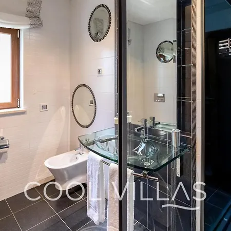 Aurora Premium Villa Walking Distance To Beach *
