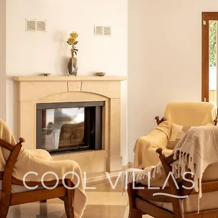 Aurora Premium Villa Walking Distance To Beach Willa Albufeira