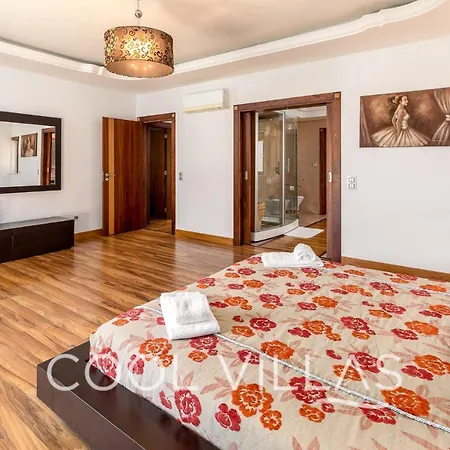 Villa Aurora Premium Villa Walking Distance To Beach *