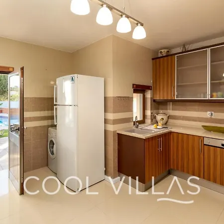 Aurora Premium Villa Walking Distance To Beach *